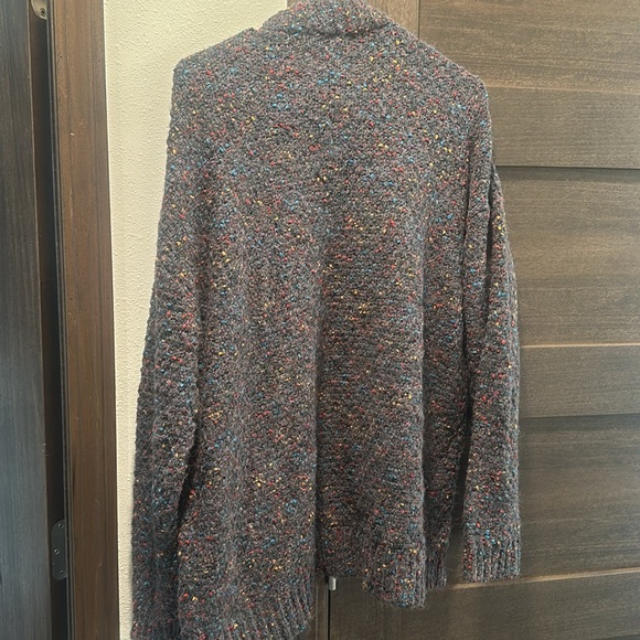 Large Staccato Cardigan - Picture 3 of 3